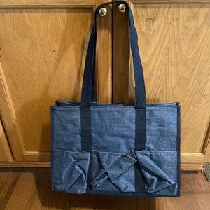 Zip top organizing utility tote